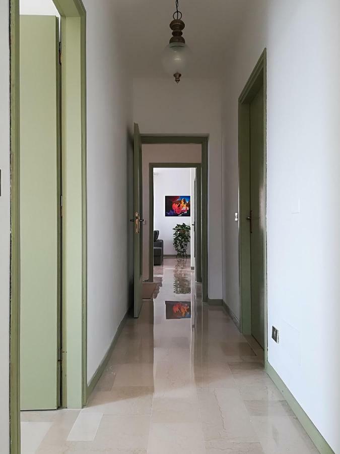 Casa Di Barbara Hotel Кастельони деле Стивиере Екстериор снимка