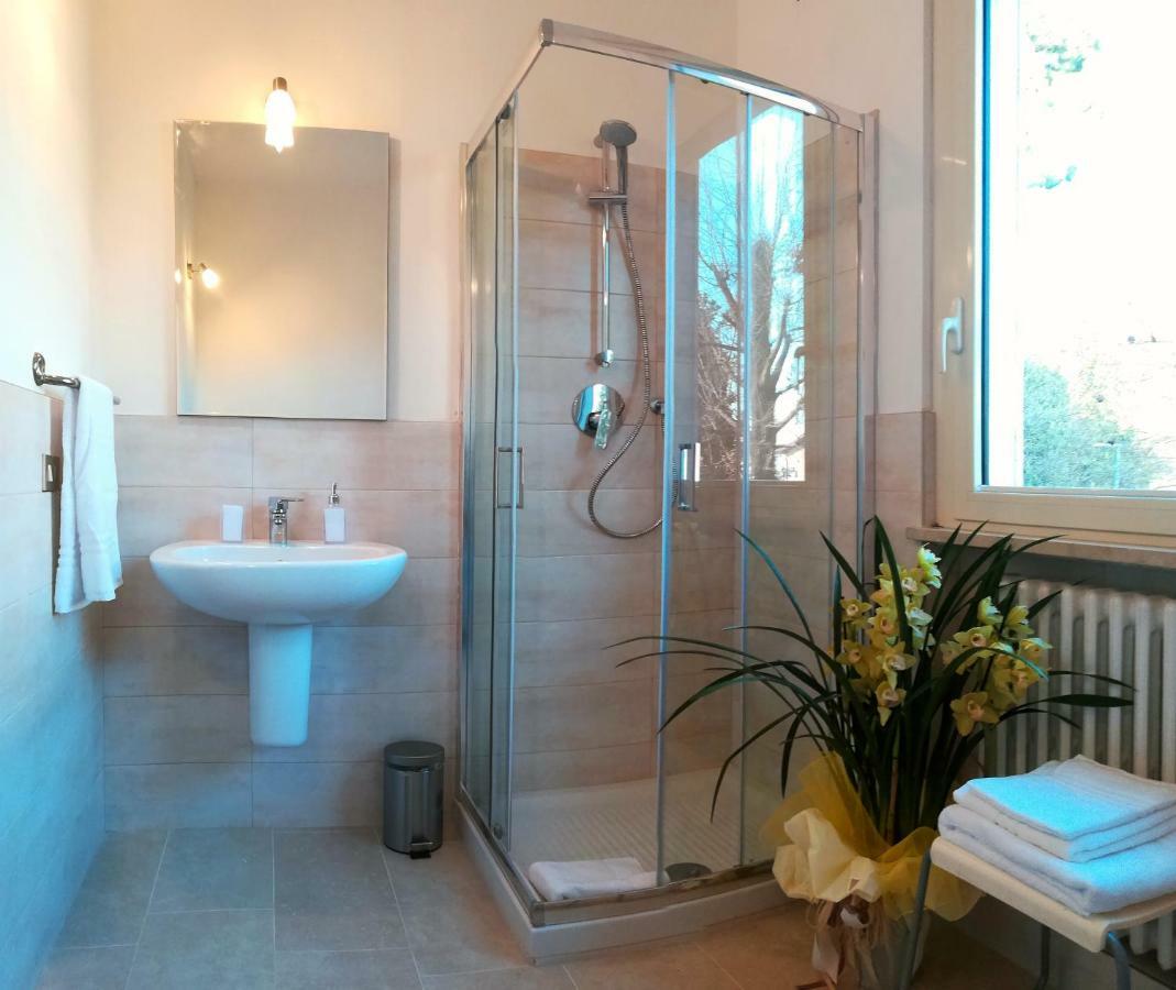 Casa Di Barbara Hotel Кастельони деле Стивиере Екстериор снимка