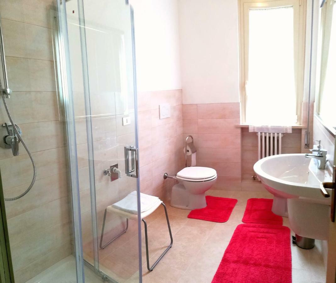 Casa Di Barbara Hotel Кастельони деле Стивиере Екстериор снимка