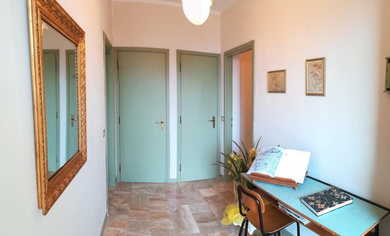 Casa Di Barbara Hotel Кастельони деле Стивиере Екстериор снимка